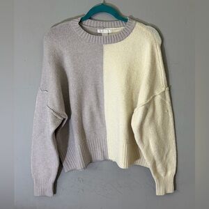Design History Two-Tone Gray and Cream Sweater